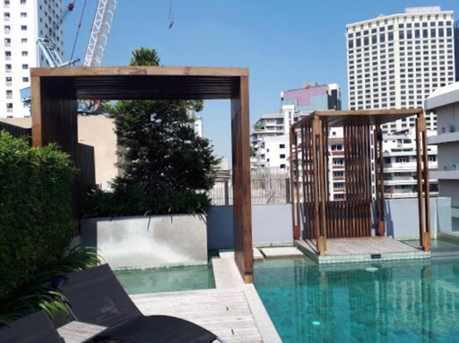 Stylish 1 Bedroom, Nice Pool,Bts Asok, Sukhumvit Bangkok Exterior photo